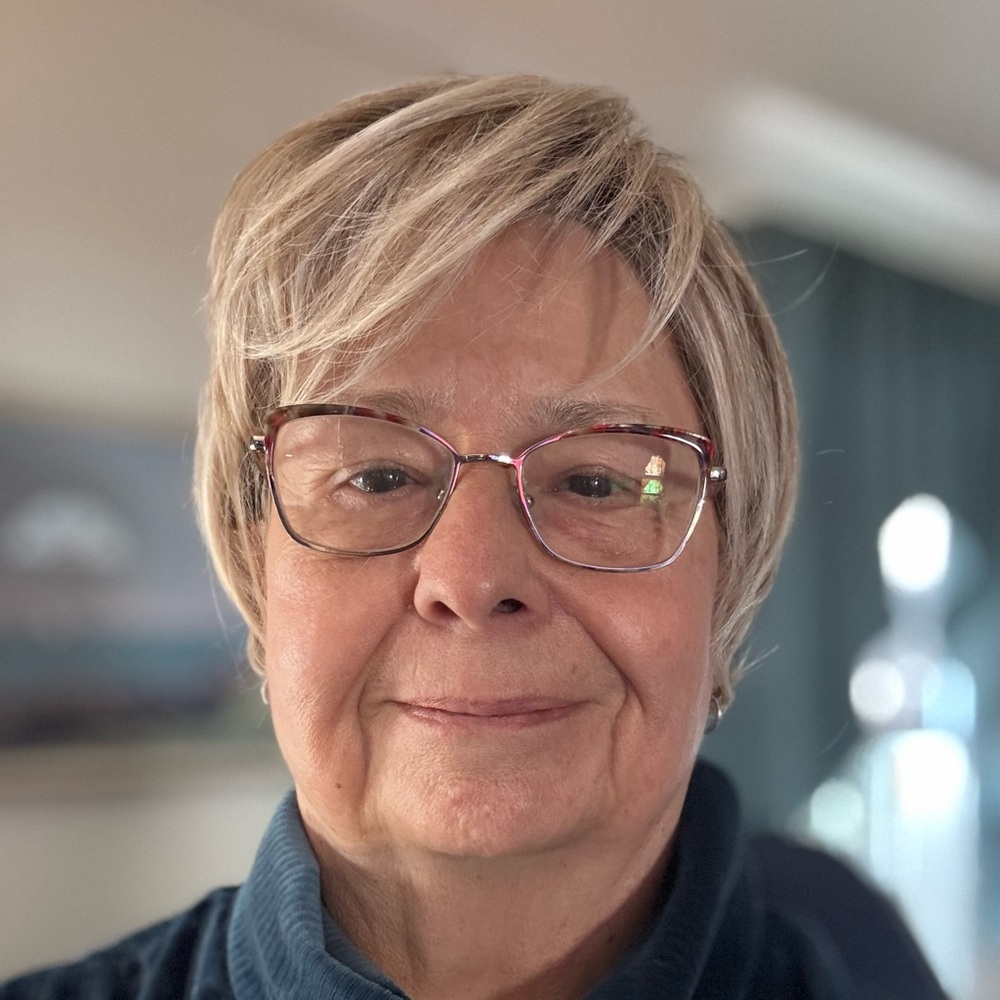 Meet your Posher, Dawn